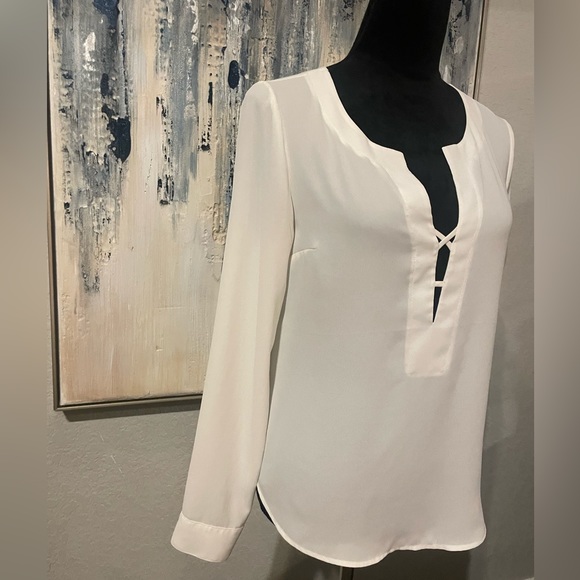Express Off White Sheer Long Sleeve Low Cut Blouse Size Small - Picture 2 of 6
